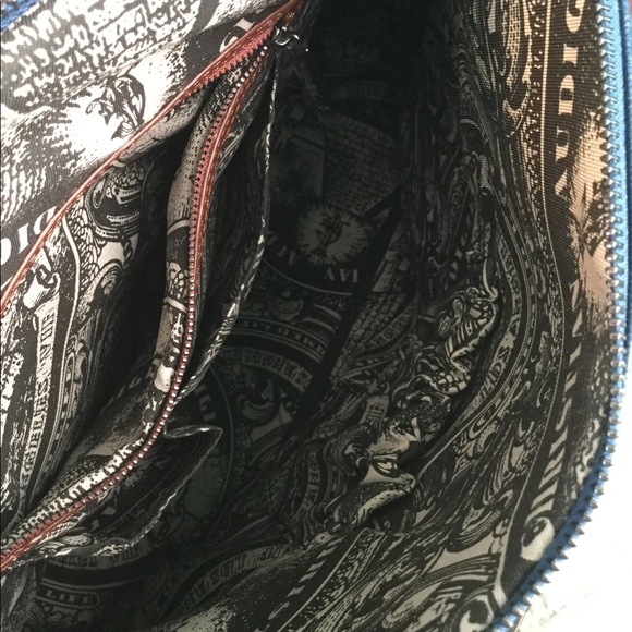 🔥Christian Audigier Los Angeles Messenger Bag - Picture 8 of 8